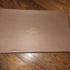 Coach Brown Box